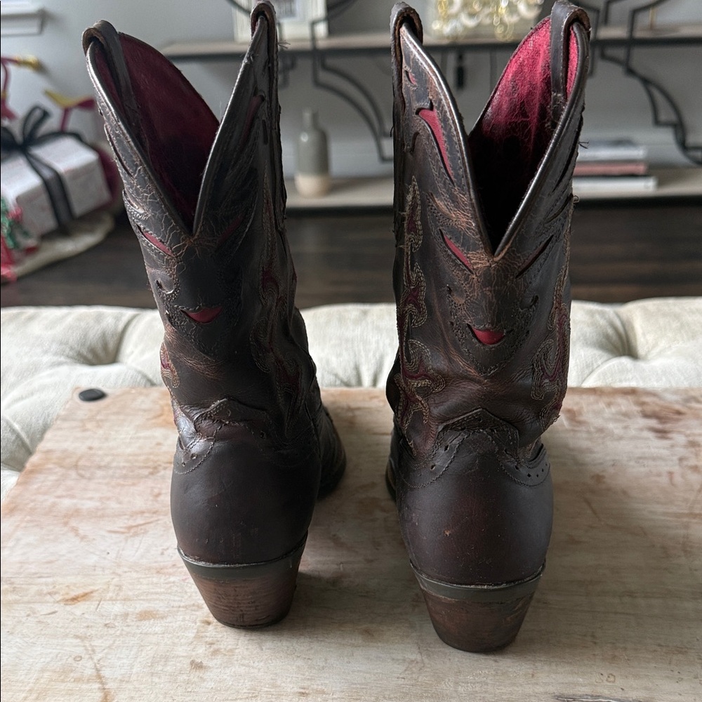 Ariat Brown Leather Western Heeled Boots with Red Accents - Picture 4 of 7